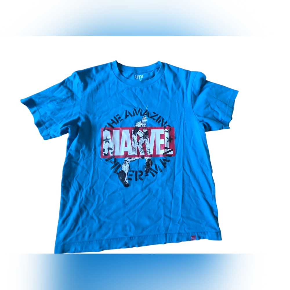 Uniqlo The Amazing Spiderman Blue Graphic T Shirt Size S